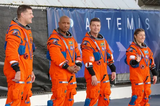 2026 will be the year NASA astronauts fly around the moon again — if all goes to plan
