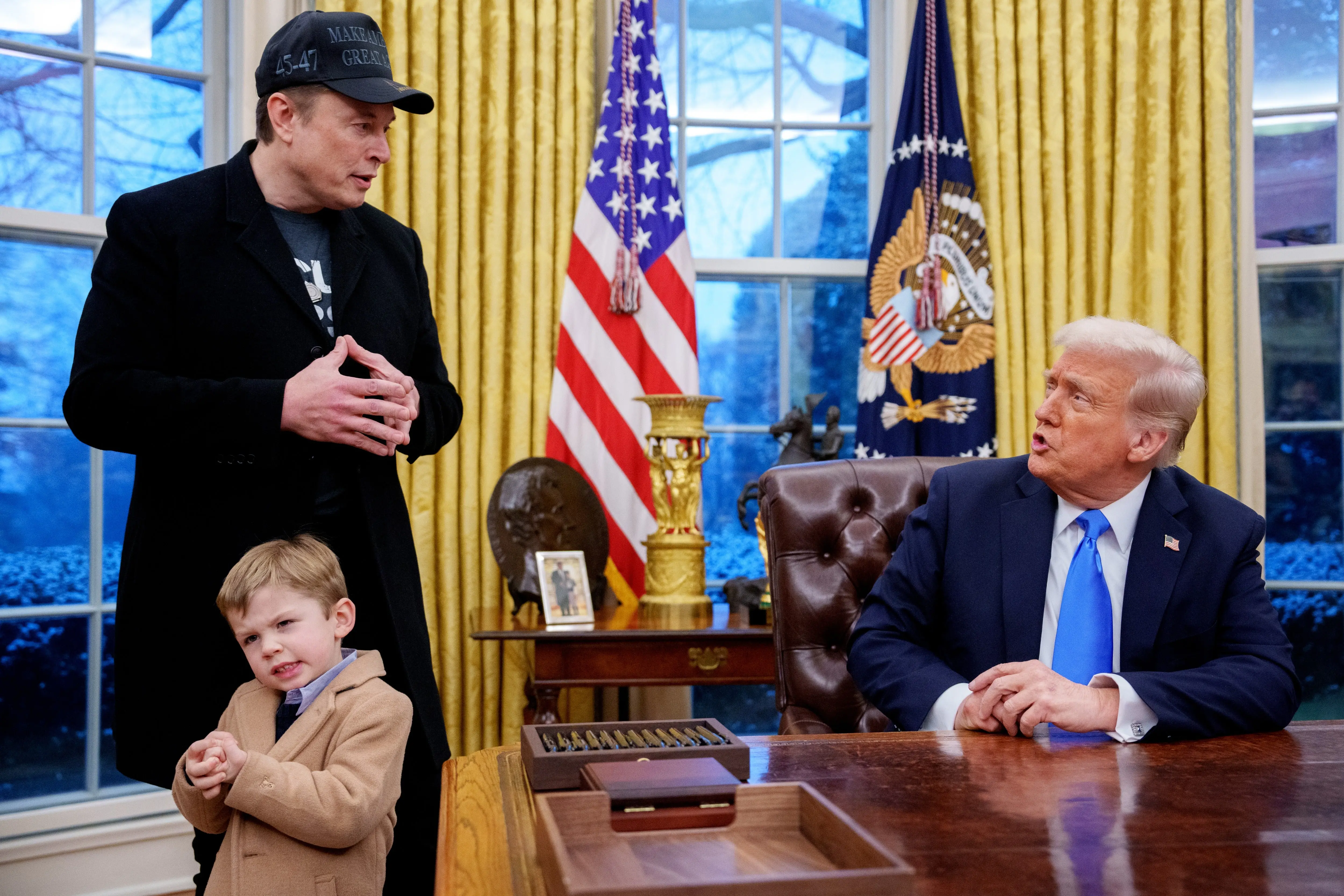 Trump’s AI inaction becomes a uniting issue for MAGA and Democrats