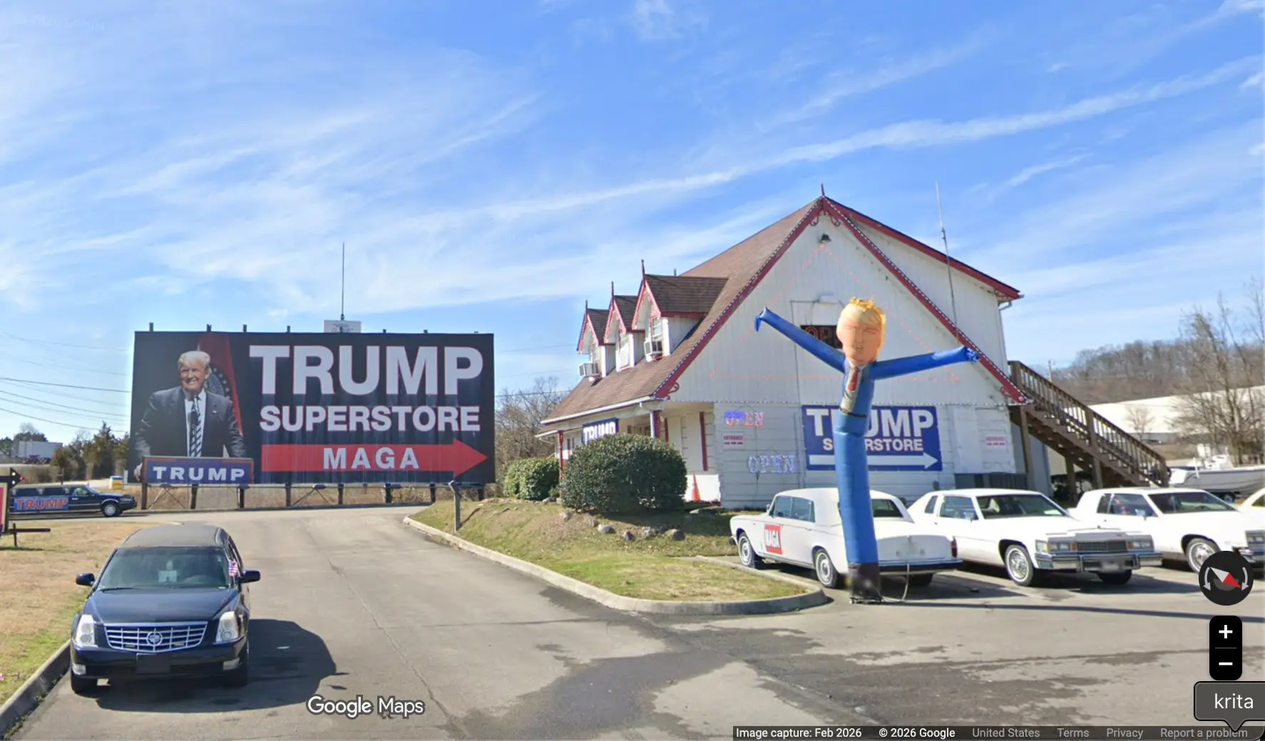 Massive Trump merchandise store goes out of business - because nobody is shopping