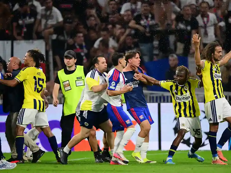UEFA opens disciplinary case against Fenerbahce’s Guendouzi and Greenwood