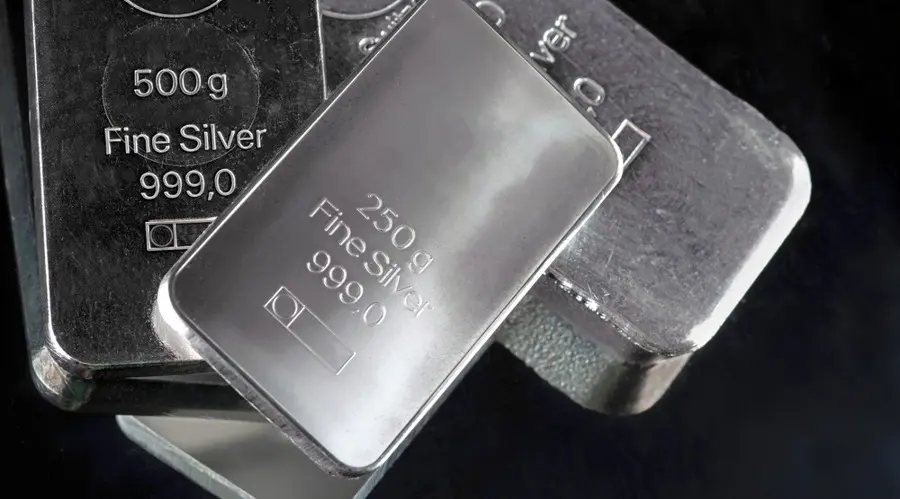 How Low Can SIlver Go? XAG/USD Breaks 200-Day EMA, Opening 29% Drop Silver Price Prediction to $45