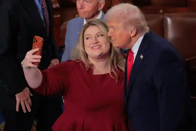 Republicans are offering photo opportunities with Trump for $88,000: report