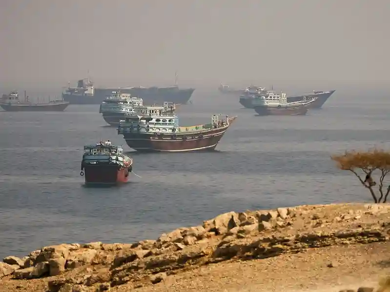 Trump suggests renaming Strait of Hormuz as Trump Strait amid Iran war