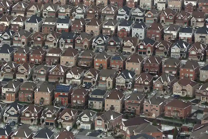 What the trade war and U.S. policy mean for Canadian mortgage rates