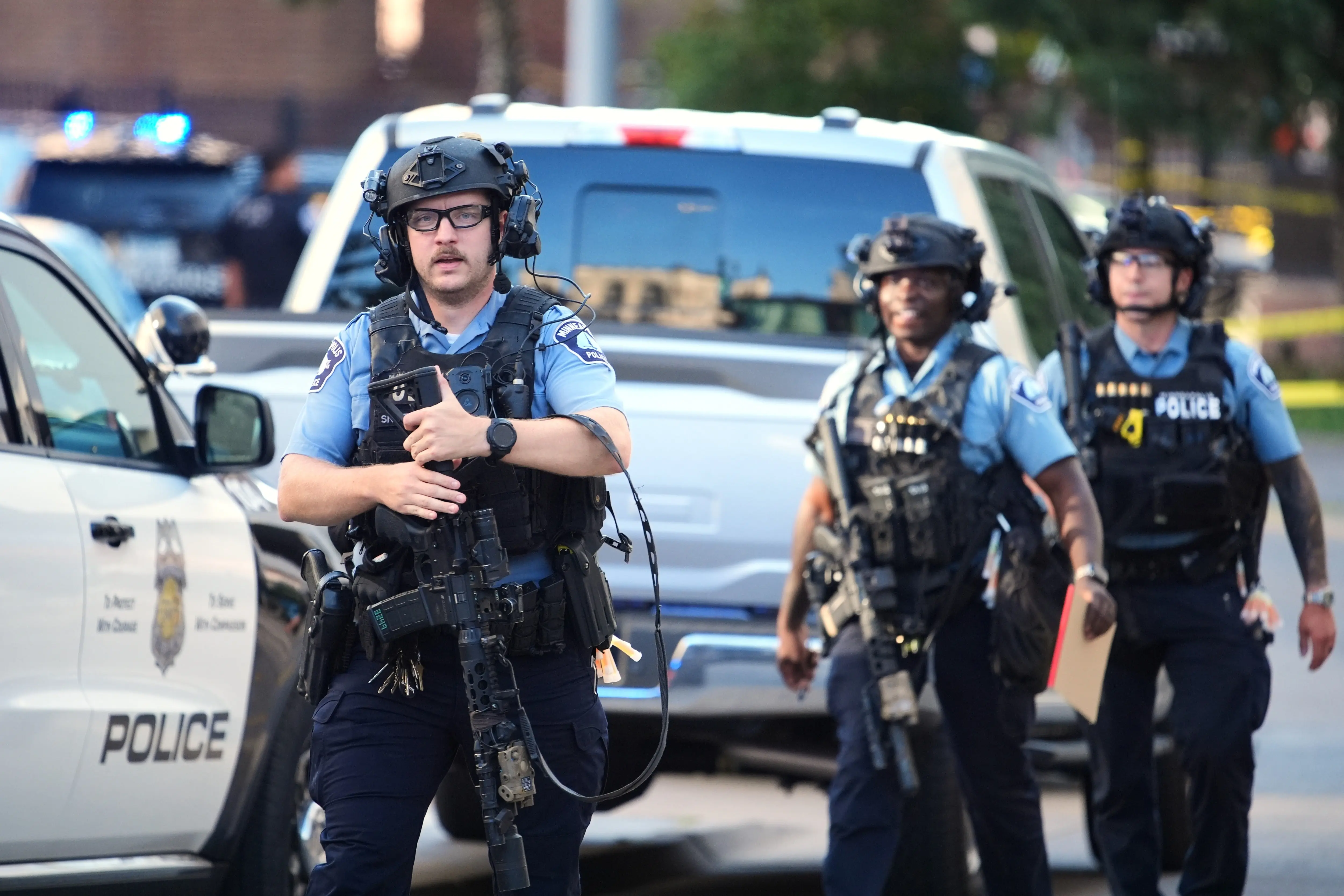 2 killed and suspect dead after apartment block shooting in downtown Minneapolis