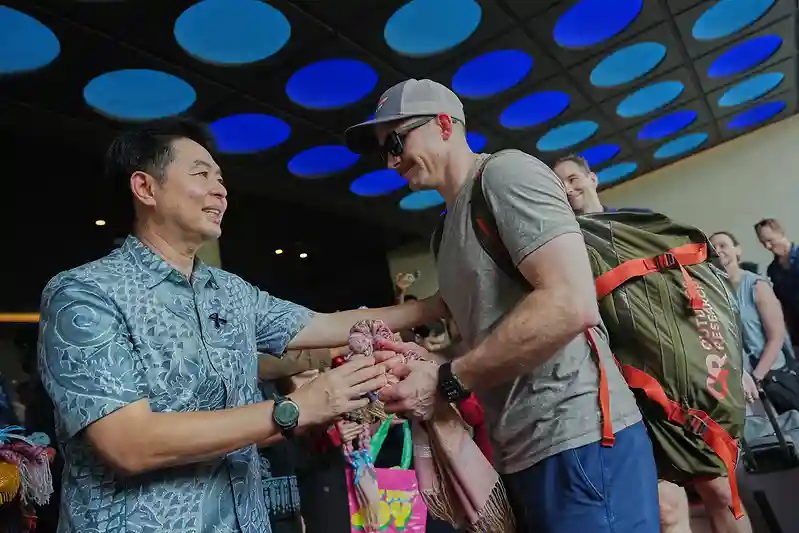 USS Lincoln sailors finally get to hit the town in Thailand’s ‘Sin City’