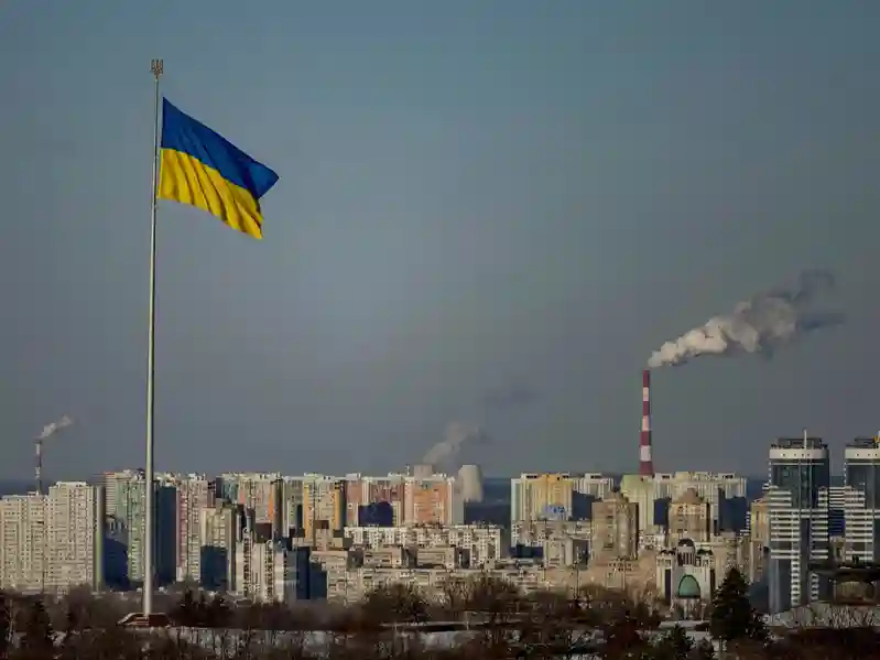 Ukrainian intel agencies in Kyiv firefight: What happened and why?