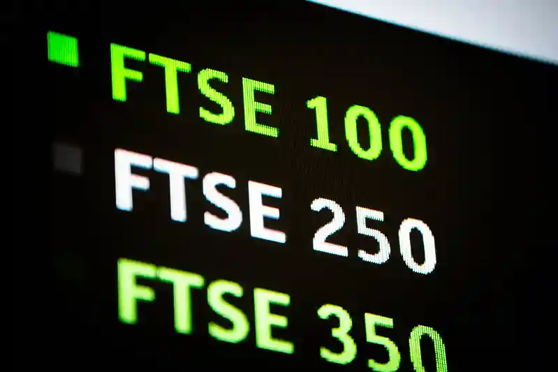 FTSE 100 rallies as investors eye US jobs report