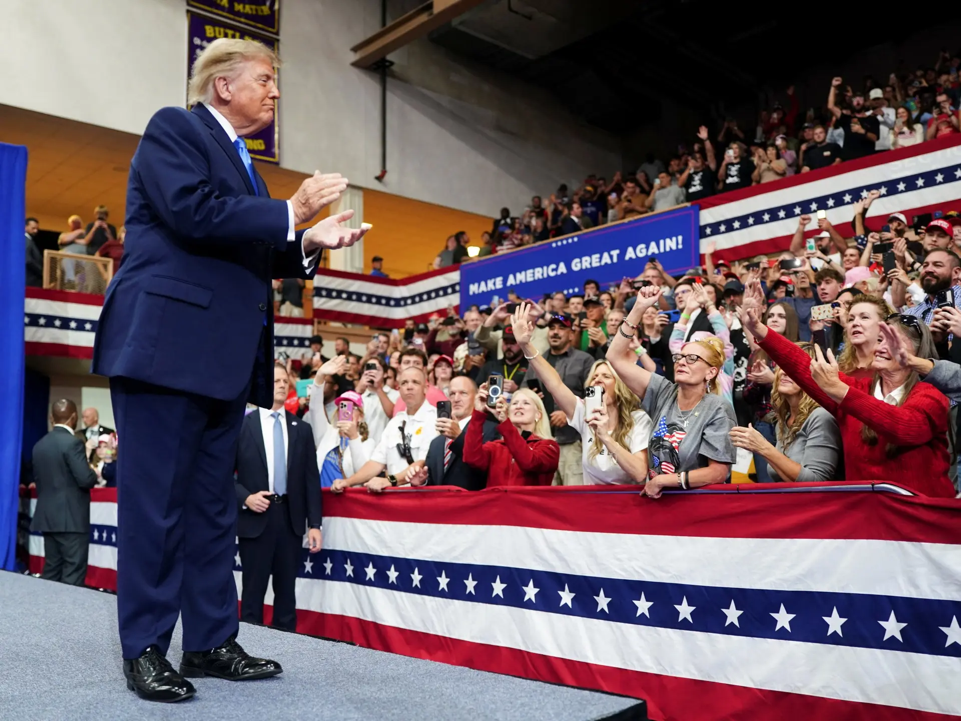 Trump defiant about midterm chances as he rallies for Republicans in Ohio