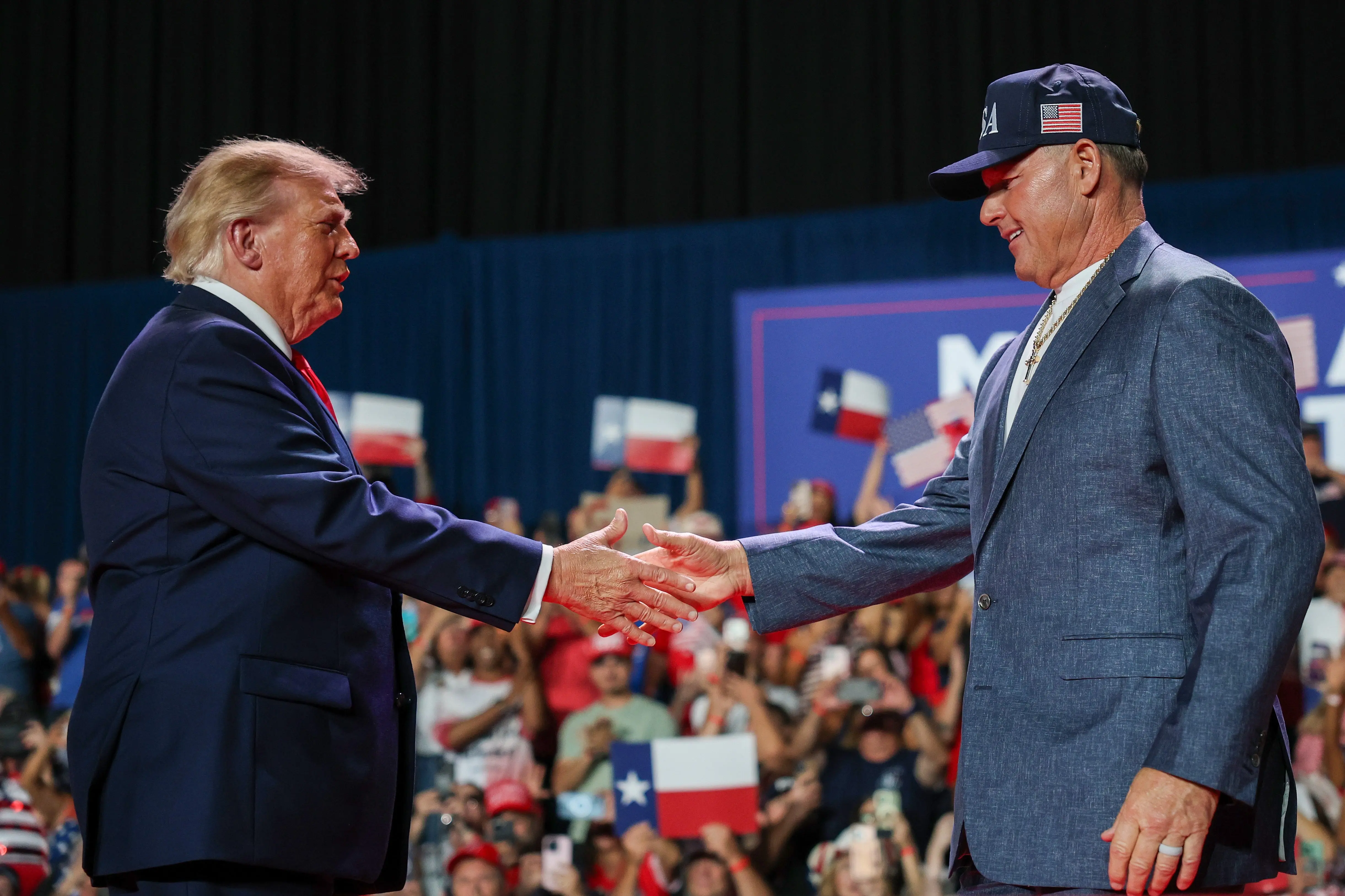 Trump is giving Roger Clemens the Medal of Freedom, says Hall of Fame has cheated him