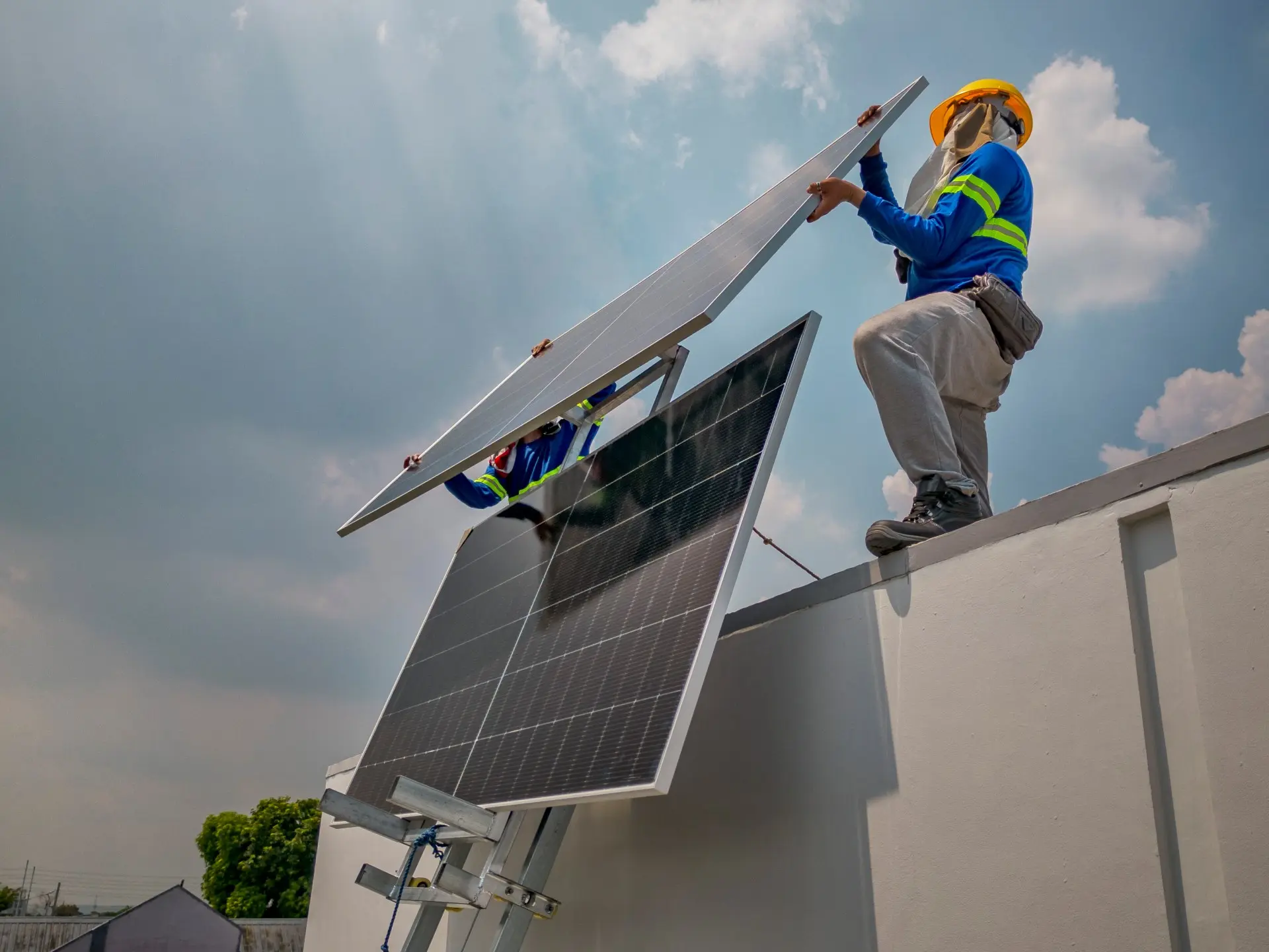 Solar power booms in Philippines as war on Iran spikes energy costs
