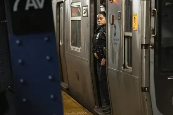 Man fatally shot during dispute at Midtown Manhattan subway station, police say