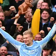 Haaland’s goals, fans’ bananas help Man City to seventh Premier League win