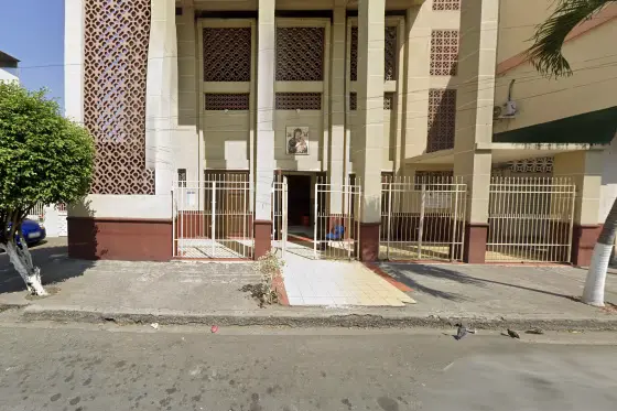 Priest in Ecuador dies after crucifix falls on him during livestreamed Mass