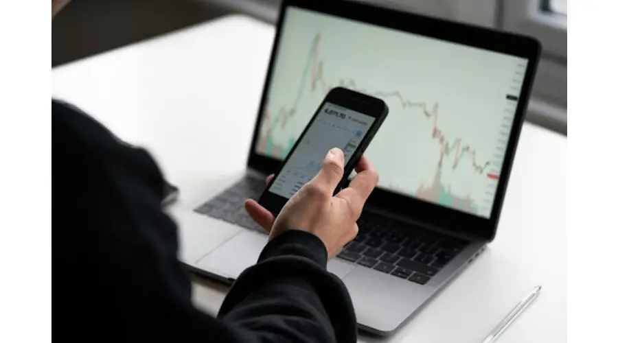 After Analysing Markets, Trading Platforms Turn to Analysing Traders