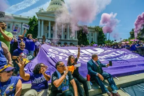Thousands of California public employees set to strike over contract