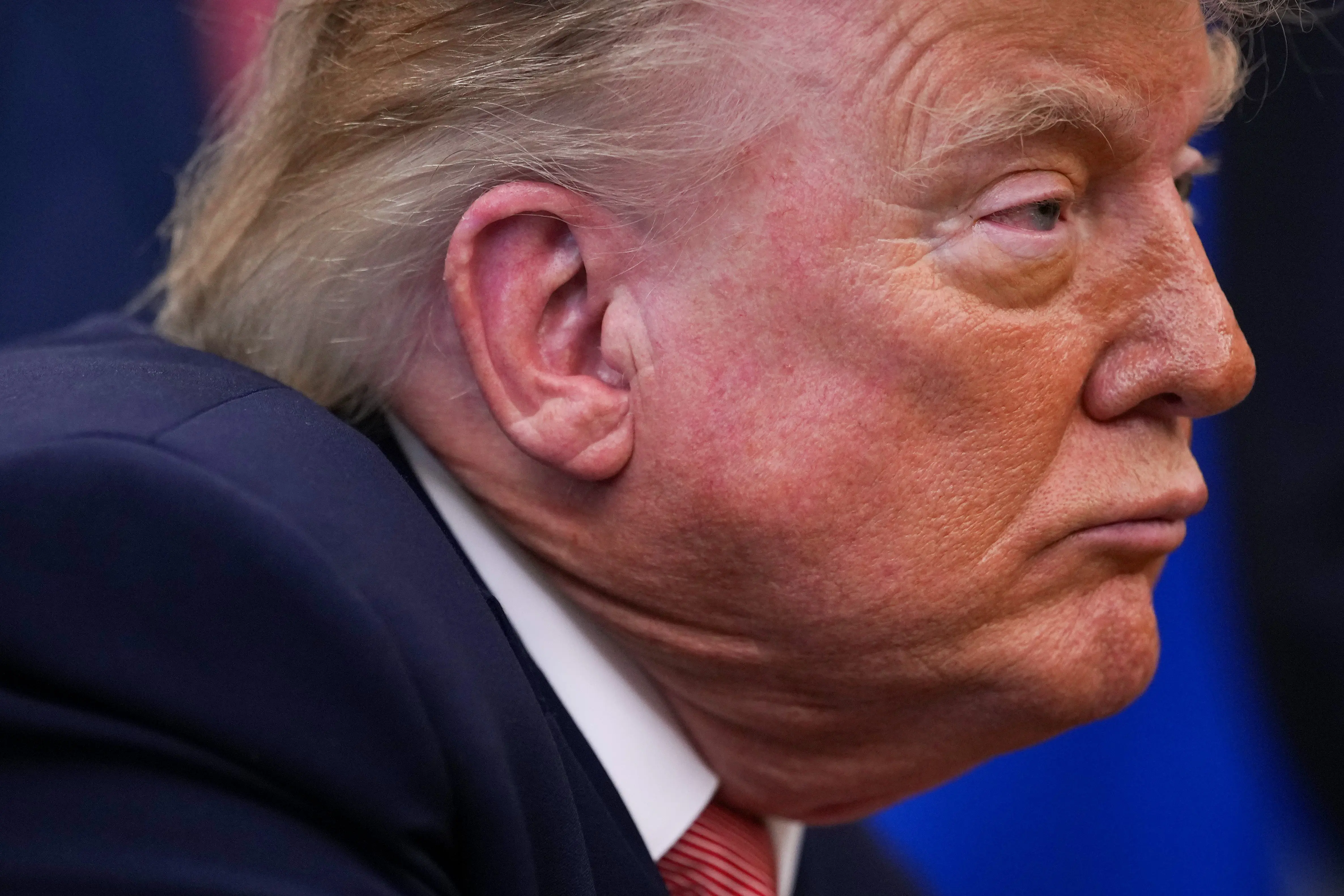 Trump’s Oval Office outburst has social media questioning his mental state