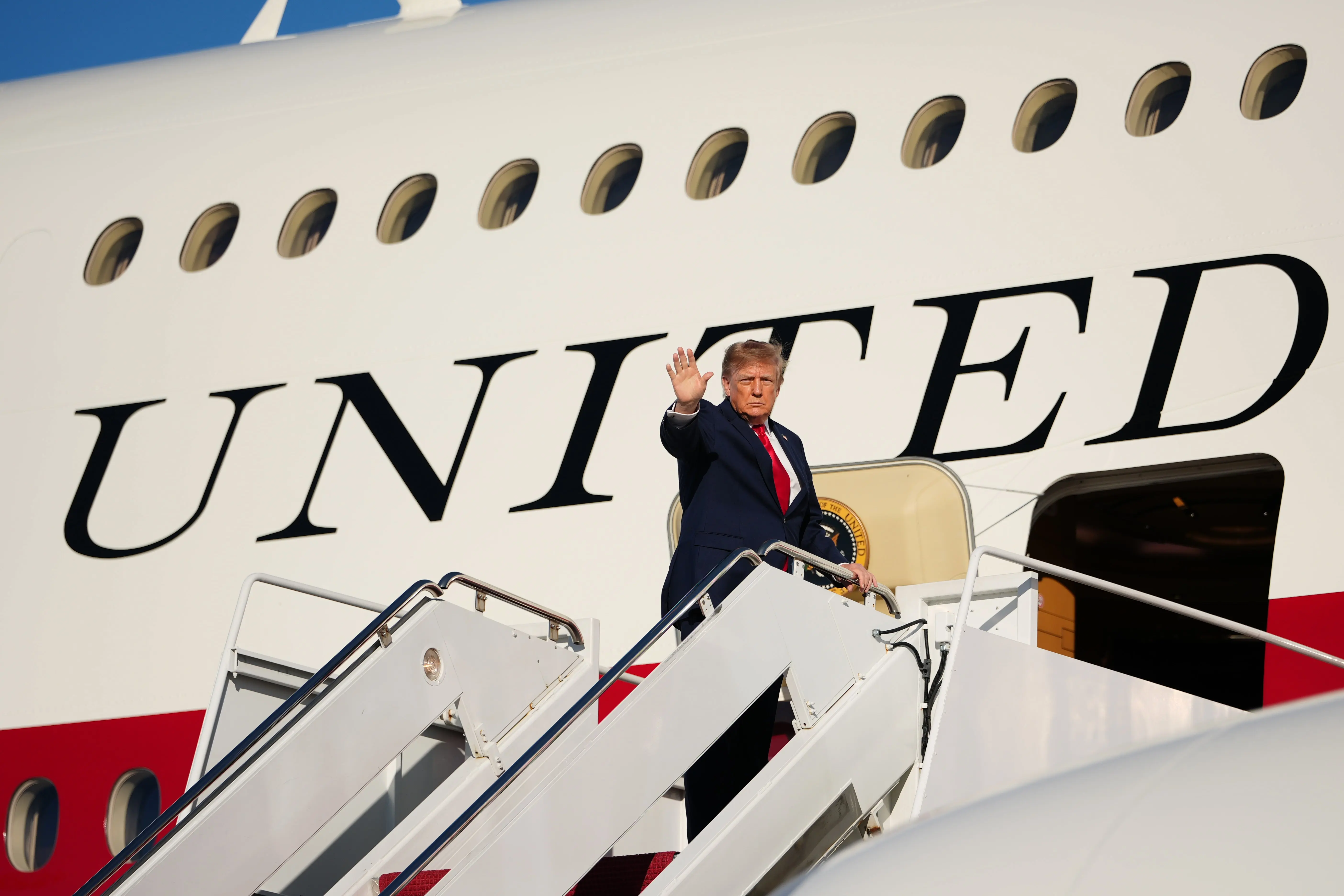 Trump boots The Independent from Air Force One after Oval Office meltdown