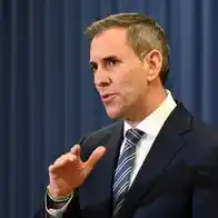 Economy set to worsen, with higher unemployment and weaker growth on the way, Jim Chalmers reveals