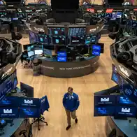 US tech stocks tumble as investors fret over AI spending
