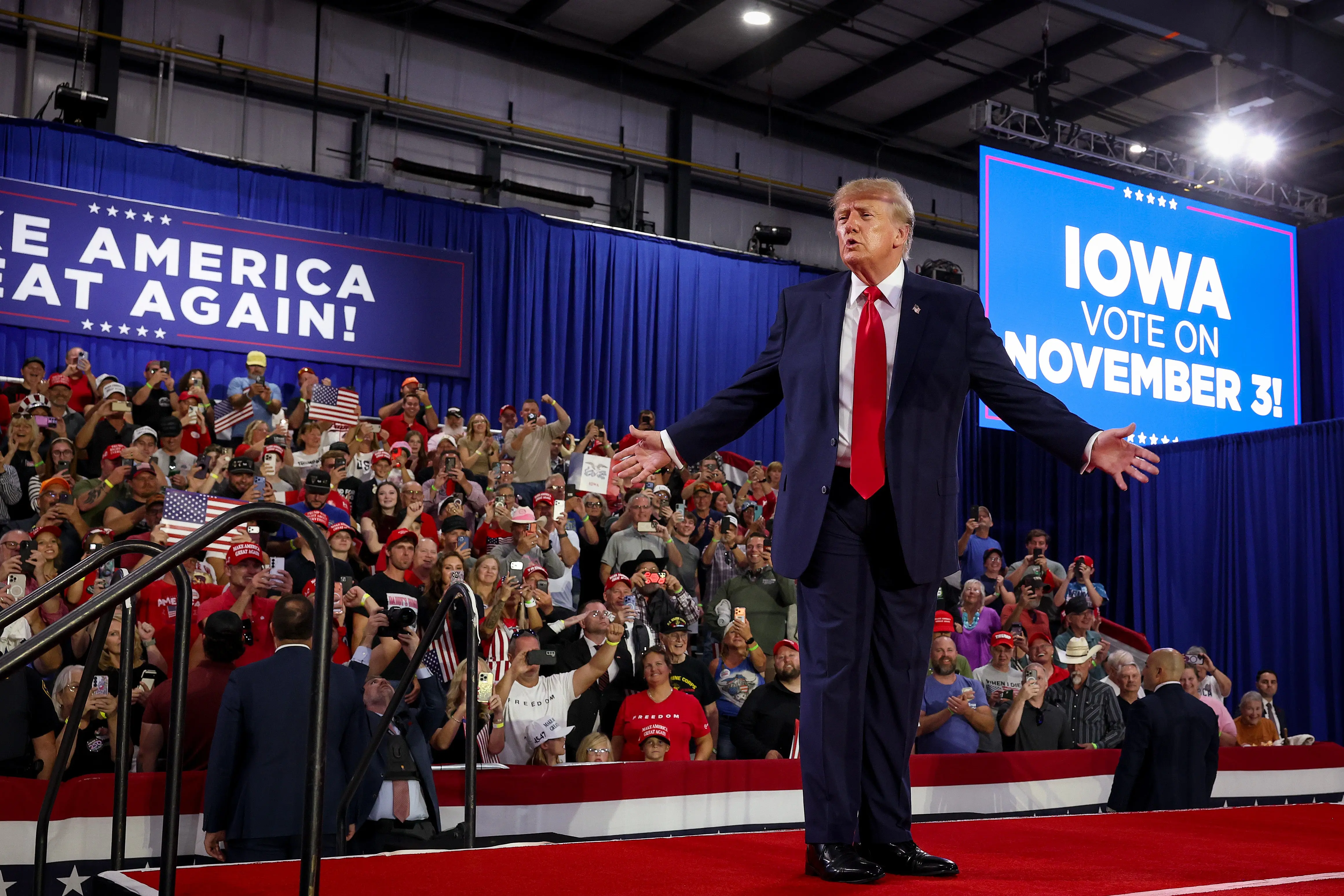 Trump’s plan to make the midterms all about him is backfiring, poll finds