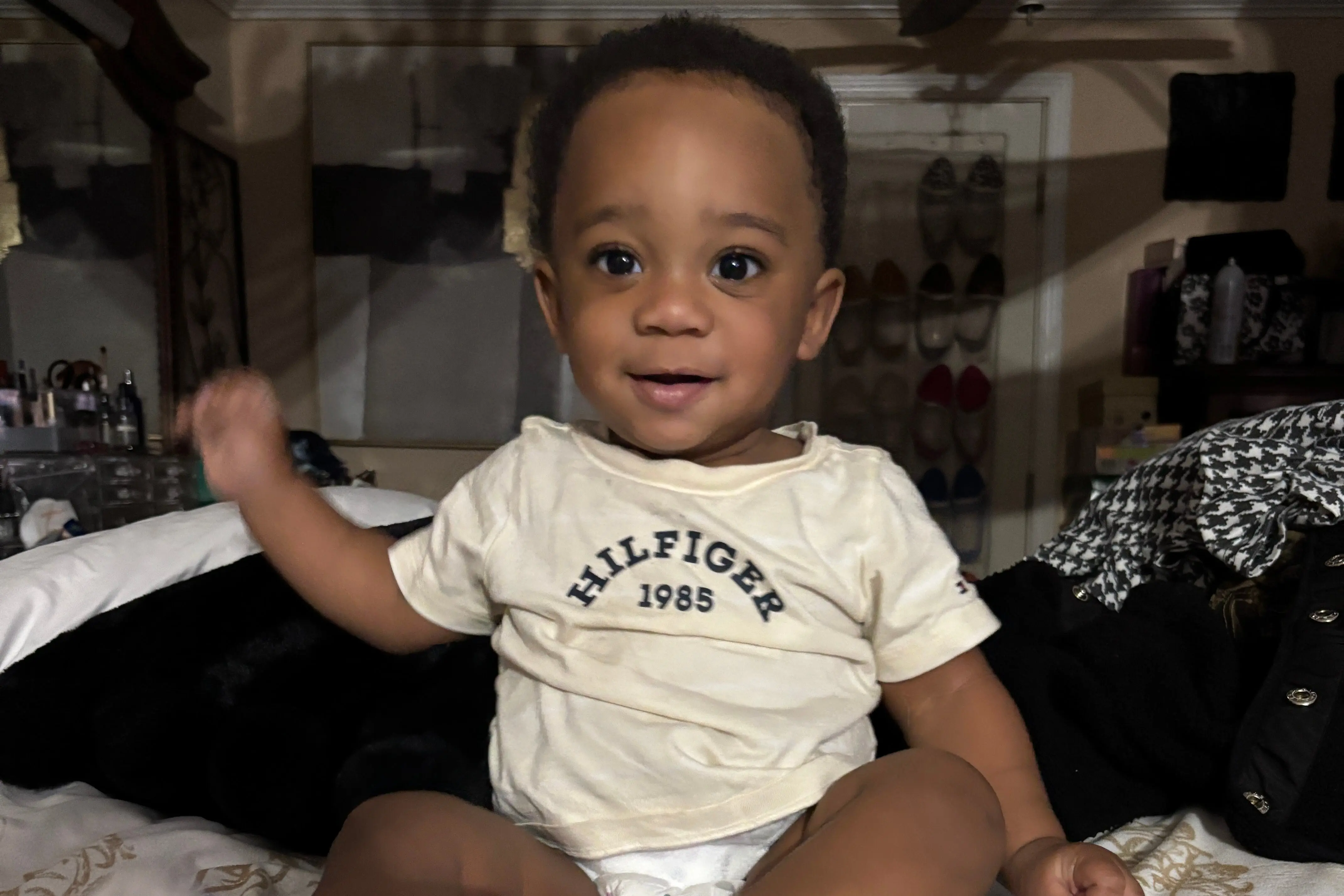 Officer who fatally shot 1-year-old in a car Mississippi resigns