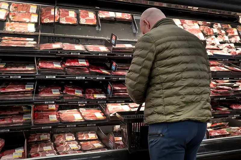 US consumer sentiment nears lowest point since index began