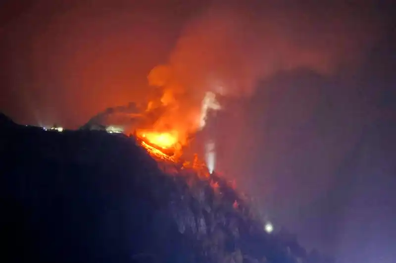 Person in custody after fire engulfs Hitler's retreat in Bavarian Alps
