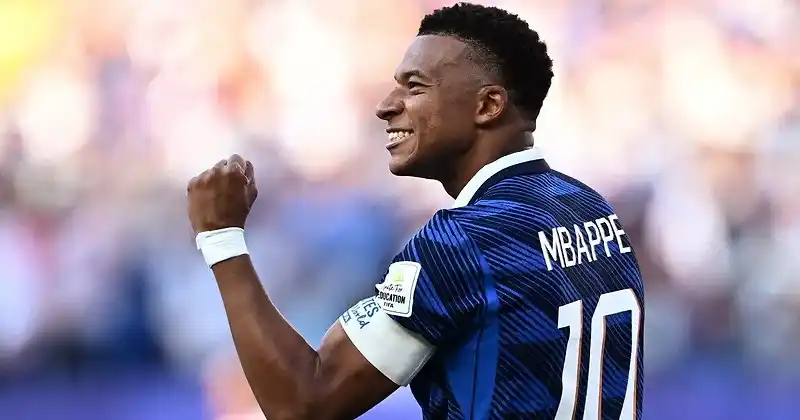 Will Mbappe succeed in his relentless media push to win the Ballon d’Or?