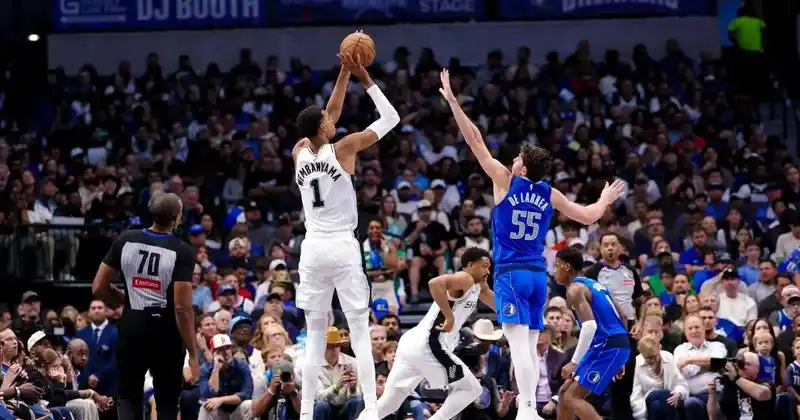Wembanyama helps Spurs to their first win of the season against short-handed Mavericks