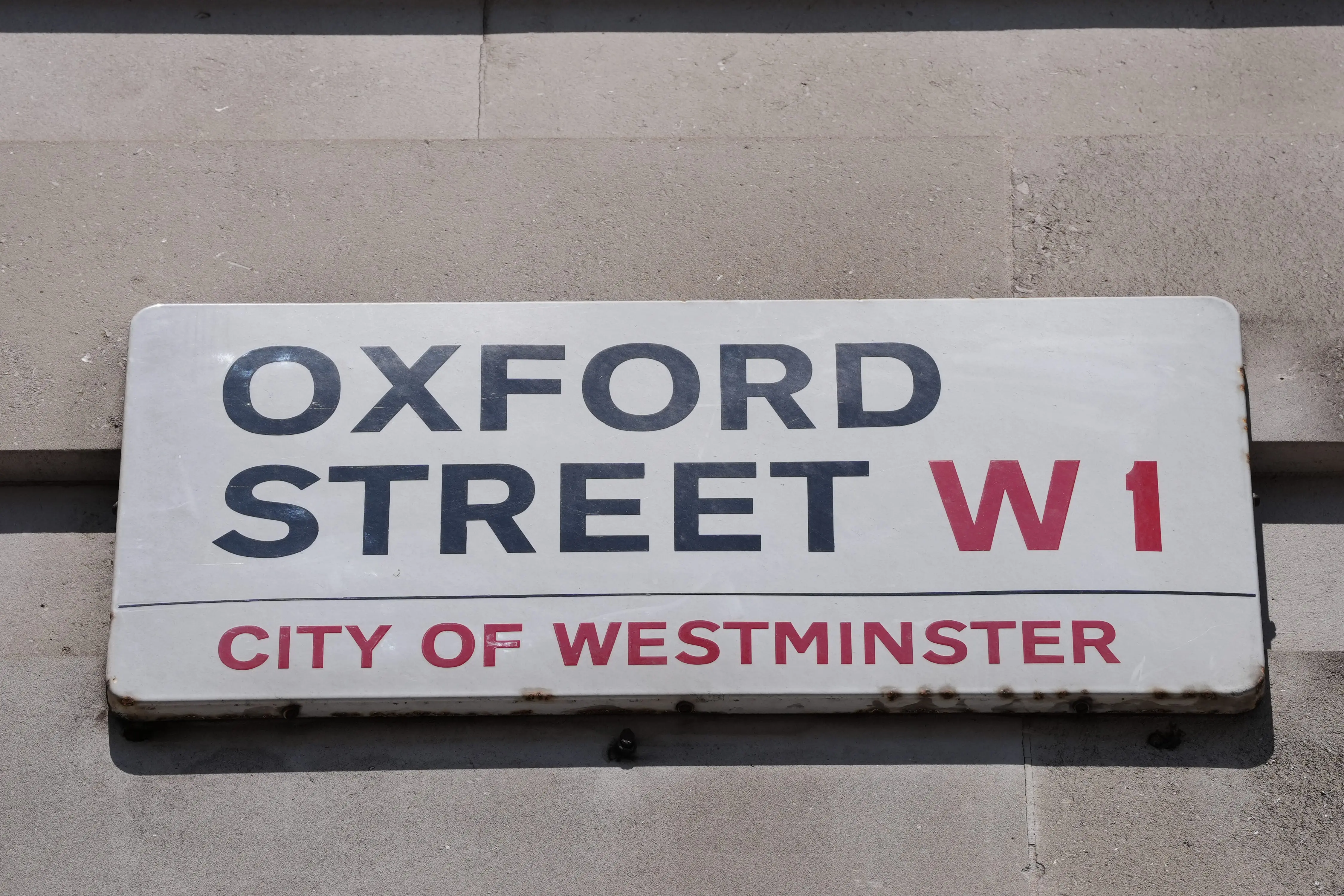 Khan hails traffic-free Oxford St as ‘truly momentous occasion for the capital’