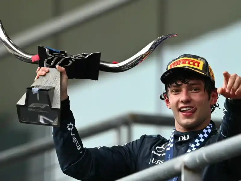 Kimi Antonelli dominates US Grand Prix to close in on F1 championship