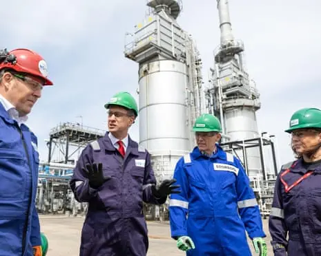Cut spending on ‘fairytale’ carbon capture plans, campaigners urge chancellor