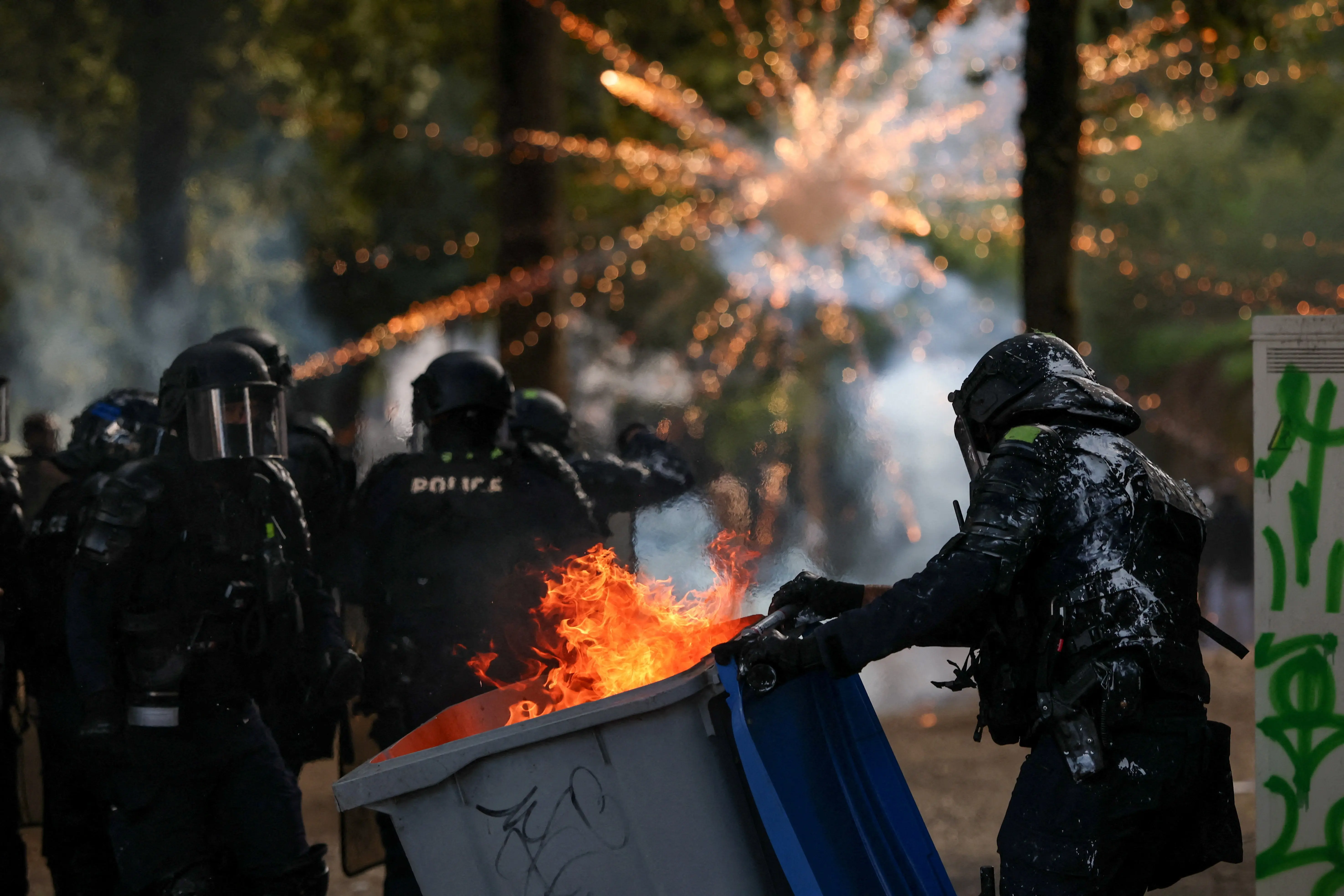 ‘Only victory will bring return to calm:’ French students urged to barricade schools