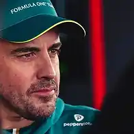 Pepperstone Signs Two-Time F1 Champion Alonso and Gives Him a Helmet