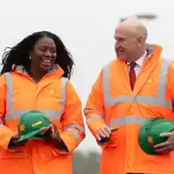 Angry Labour MPs urge leadership not to overrule energy secretary on Rosebank