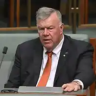 One Nation accuses PM of trying to ‘exert undue political influence’ by offering David Farley an extra staffer