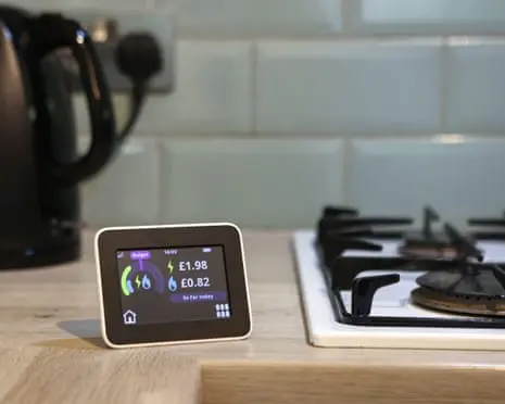 ‘Scattergun’ budget will still leave Britons facing higher energy bills, says thinktank