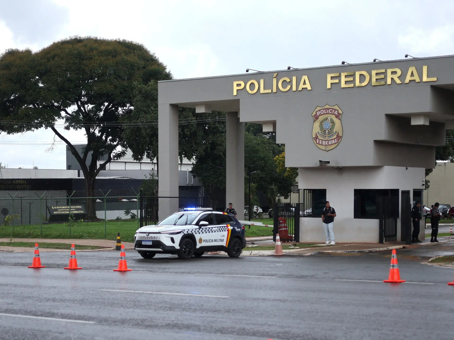 Brazil court orders house arrest for Bolsonaro accomplices